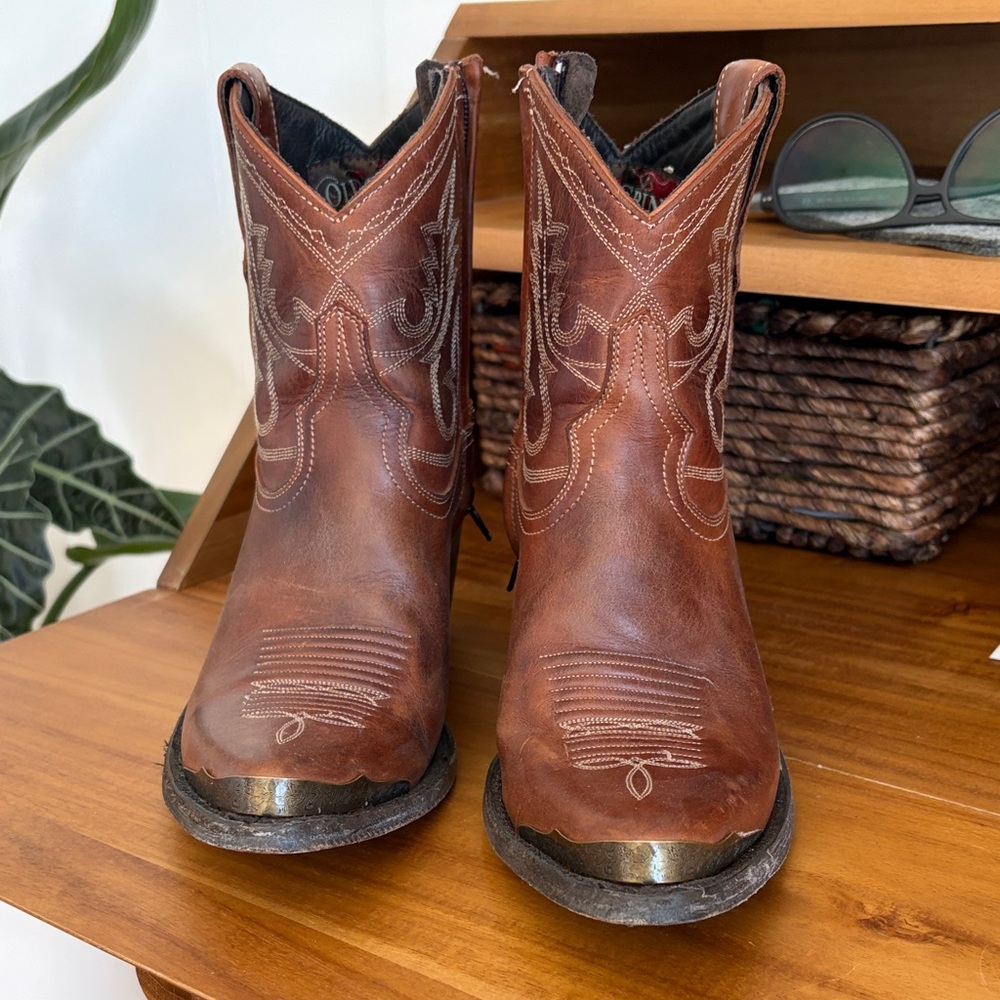 Old Gringo Rich Brown Leather Ankle Booties